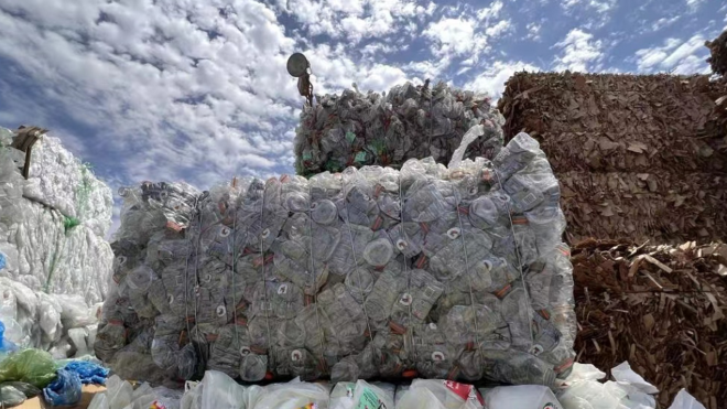 La macchina per il riciclaggio di EPS permette gli imballaggi in plastica EPS di non essere più "monouso"