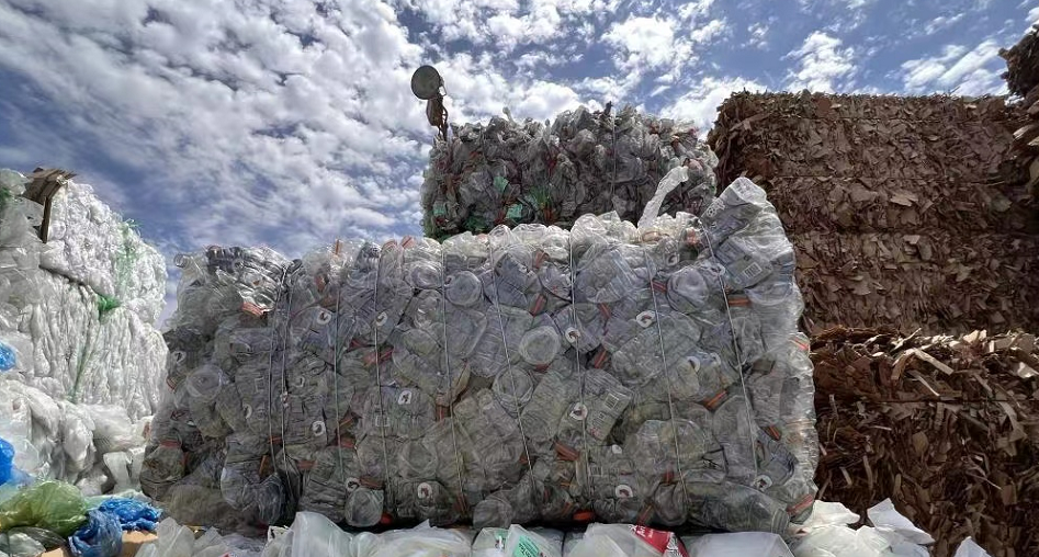 La macchina per il riciclaggio di EPS permette gli imballaggi in plastica EPS di non essere più "monouso"